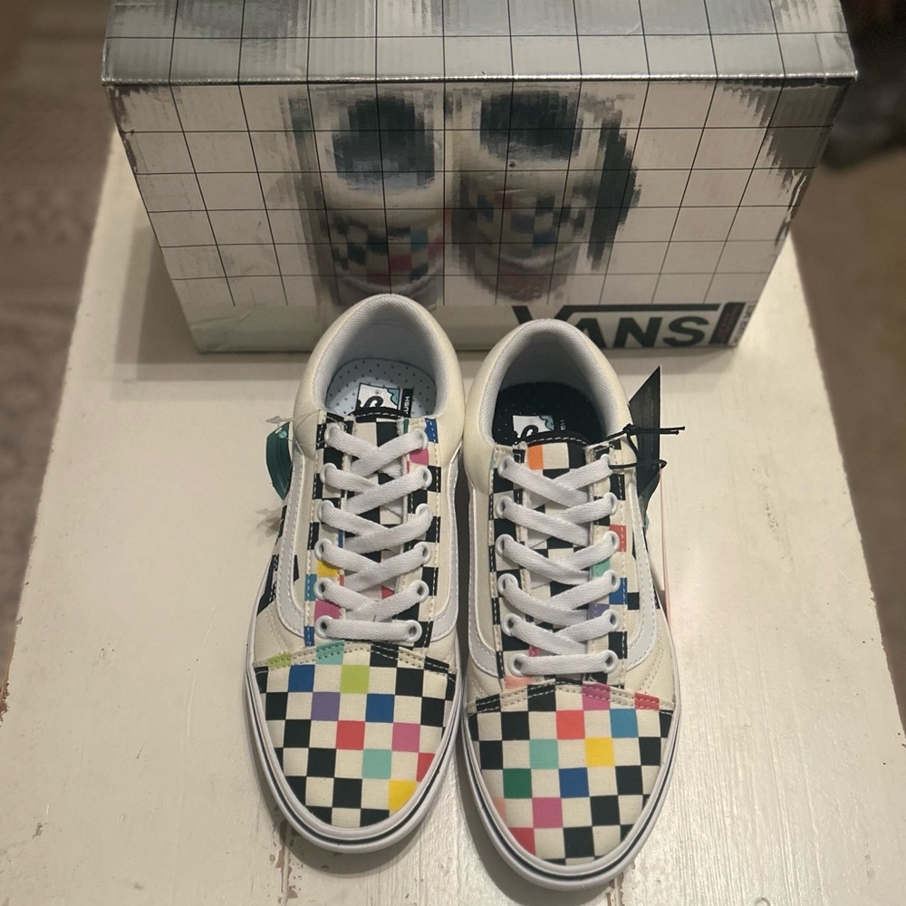 NEW Vans MOMA Old Skool Vans